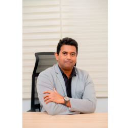 Shan Meemanage Honored with Prestigious Award for Innovation in Shellfish Farming and Exports from Sri Lanka