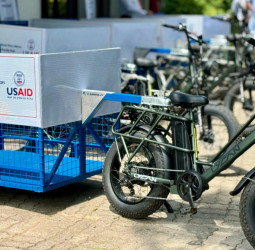 Lumala revolutionizes waste management practices in Sri Lanka with its innovative Eco Hauler e-bike carts