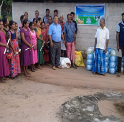 Pelwatte Dairy engages with its Farmer Network on Thai Pongal; donates gift packs