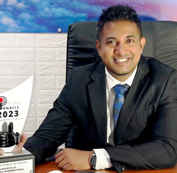 Lavanya Travels wins Best Thailand Tour Organiser Award at Asia Miracle Awards