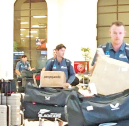 NZ cricketers arrive in Sri Lanka