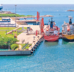 HIP completes first STS Liquid Cargo Operation