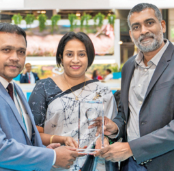 Lanka wins Best Stand for Doing Business award at WTM