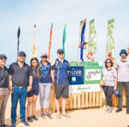Elephant House partners Muve Colombo and Cleantech for beach clean-up on World Clean-Up Day