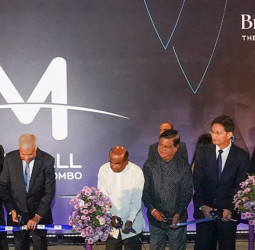 President Opens “The Mall” Duty-Free Shopping Complex in Colombo Port City