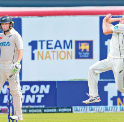 Latham, Williamson fifties push Kiwis to 255/4