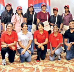 Intrepid-MDF-SLTDA hold Sri Lanka’s first-ever ‘Women in Tourism’ training session