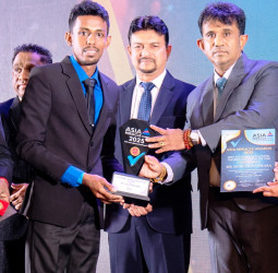 Leading Automobile Trainer Isuru Gunasekara honoured at Asia Miracle & Pinnacle Awards