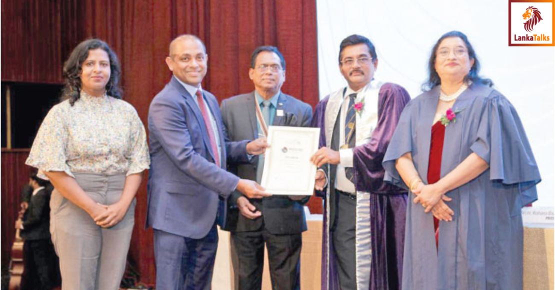 Singer wins ‘Most Innovative and Informative Trade Stall Award’ at Architect 2025