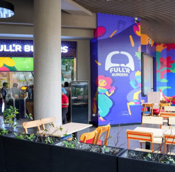 Full’r Burgers Reopens at Crescat Boulevard with a New Look and Upgraded Dining Experience