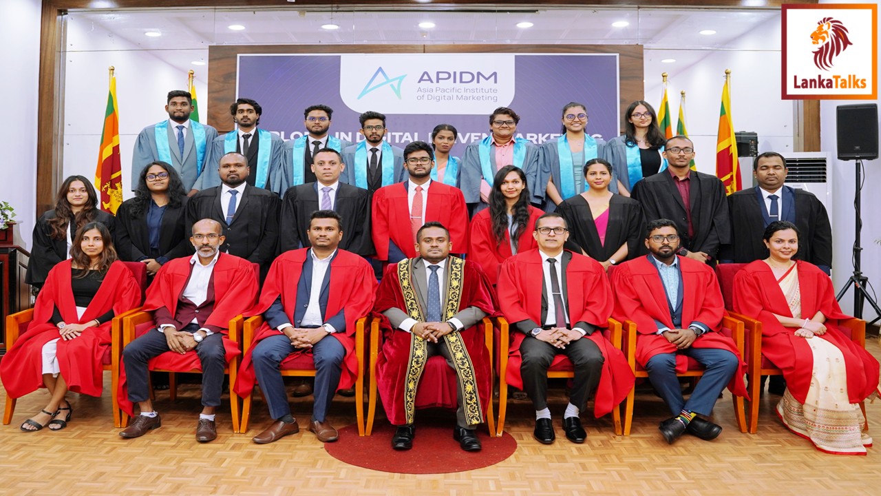 APIDM celebrates the graduation of the inaugural batch of the diploma in digital driven marketing