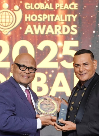 Sun Siyam Pasikudah and its group properties alongside Chairman recognized at Global Peace Hospitality Awards 2025