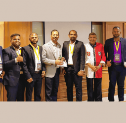 Ceylinco Life team participates in leadership training in Malaysia